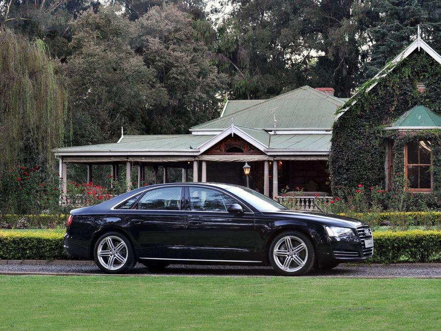  Audi A8 4.2 TDI Quattro (D4) 2010 года  (ZA) (фото 9 из 18)